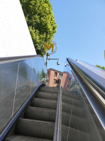 escalator