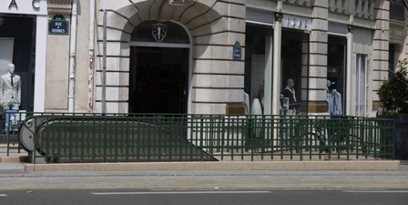 station exit