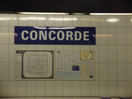 Concorde sign on tiles of platform 8
