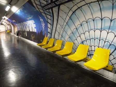 platform decoration