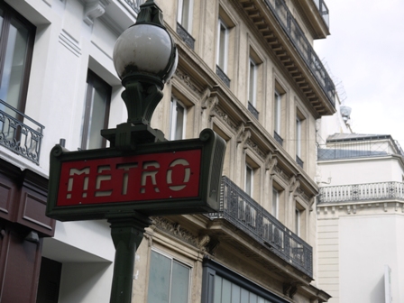 metro sign post
