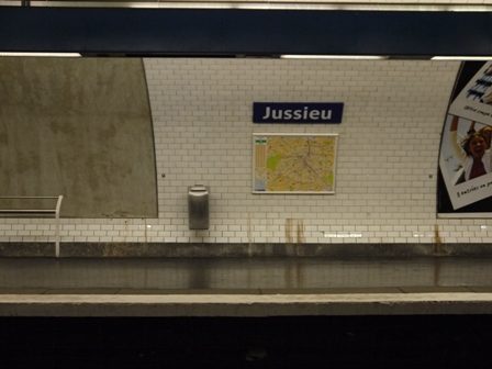 platform wall