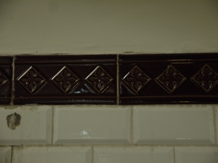 brown border