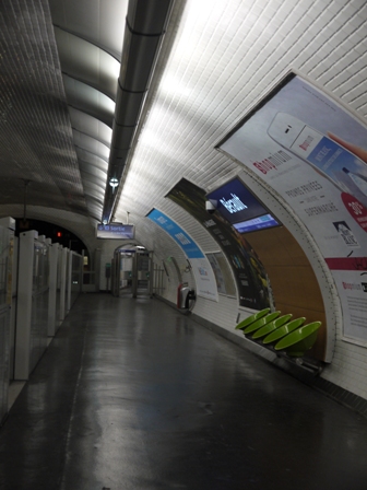 platform with platform doors